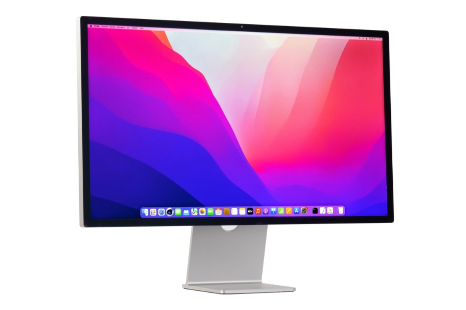 Apple Studio Display Review New 5K display for your Mac TechWarrant